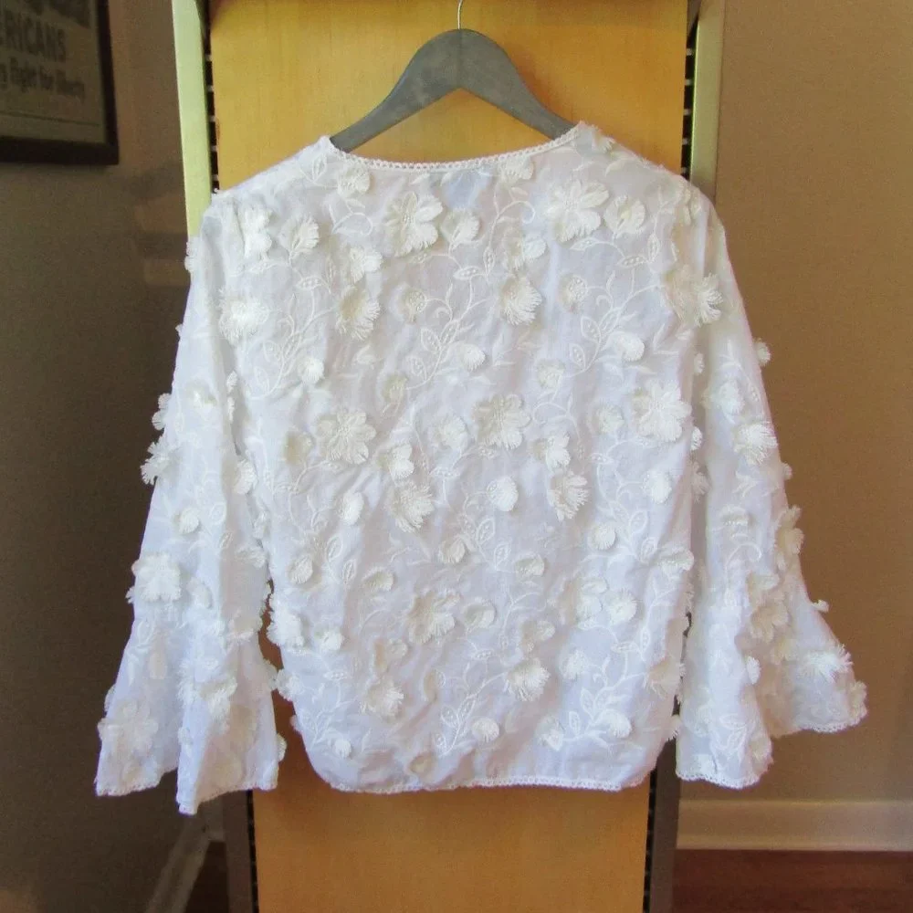 Karen Kane White Floral Blouse - Picture 4 of 11